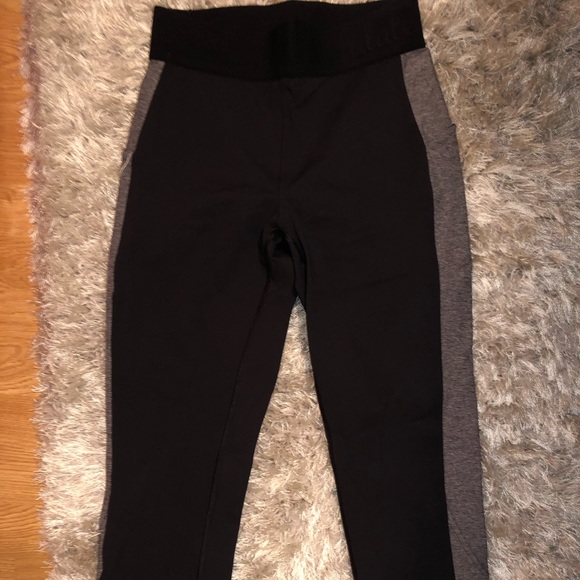 lululemon athletica Pants - 🦋SALE🦋 Lululemon box it out tight